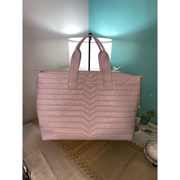 Avery Geometric-Pattern Travel Tote Weekender Bag Pink Handle GUC Without Strap - Picture 1 of 9